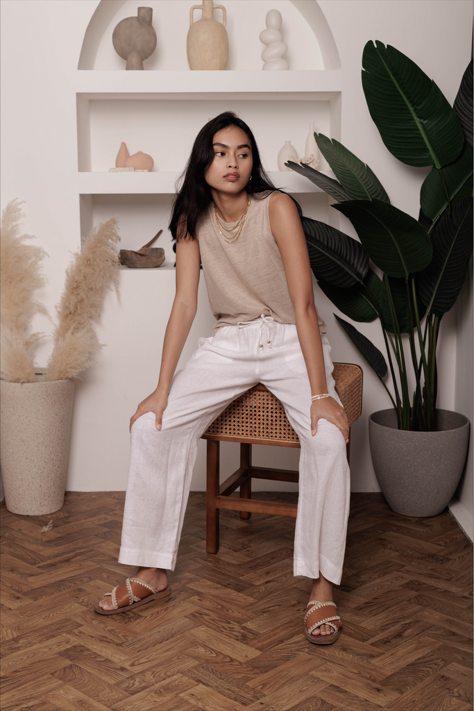 Model wearing our classic linen knit tee in oat