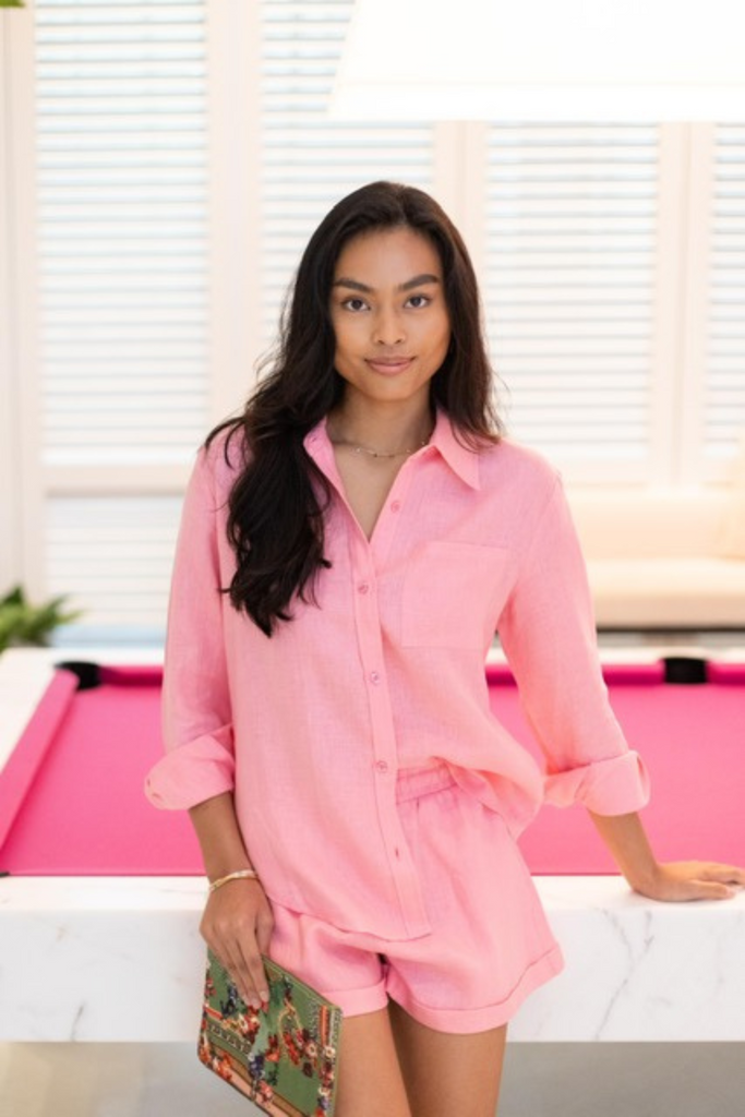 Model wearing the classic linen shirt in french pink